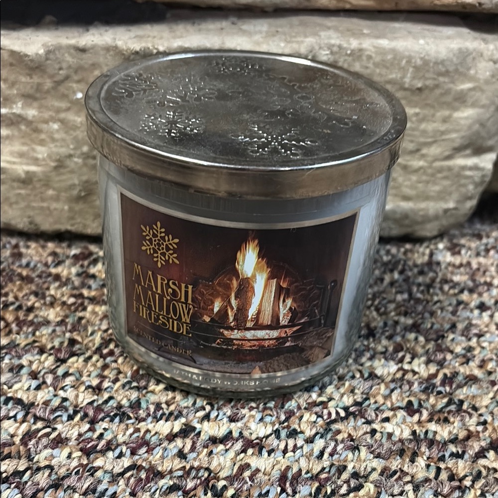 Bath & Body Works Marshmallow Fireside Candle - Silver and Brown
